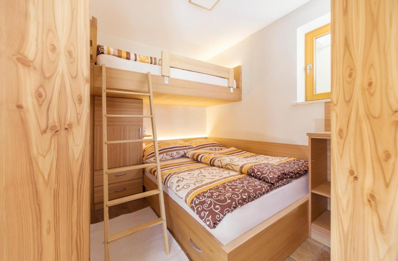 Apartment Jezerca - Krvavec Cerklje na Gorenjskem Exterior foto